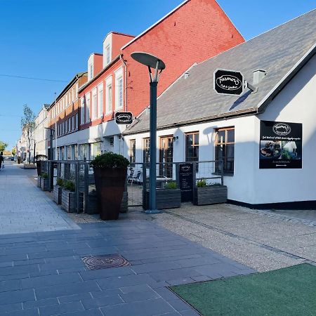 Aday - Charming Apartment In The Pedestrian Street Of Frederikshavn Eksteriør billede