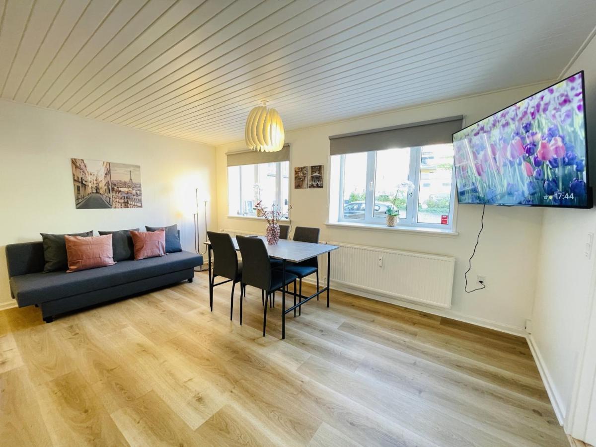 Aday - Charming Apartment In The Pedestrian Street Of Frederikshavn Eksteriør billede